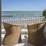 Bellevue, Sure Collection By Western Hotel