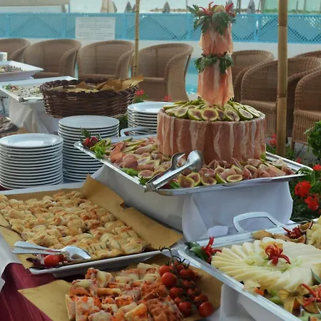 Bellevue, Sure Collection By Western Pesaro