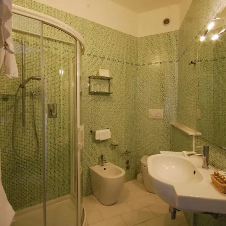 فندق Bellevue, Sure Collection By Western 3*