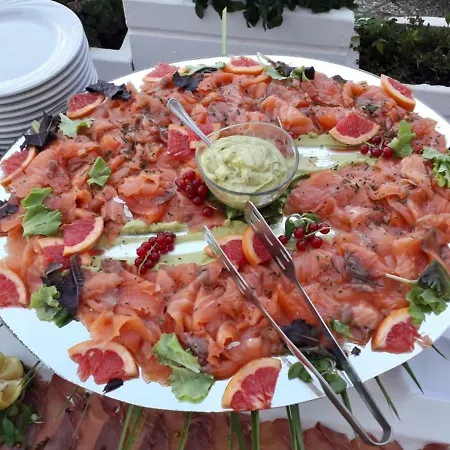 Bellevue, Sure Collection By Western Hotel 3*