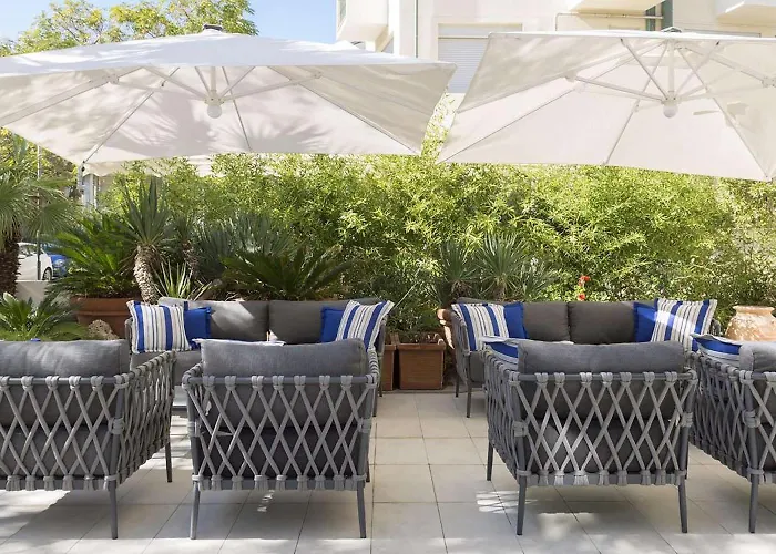 Bellevue, Sure Collection By Western 3* Пезаро