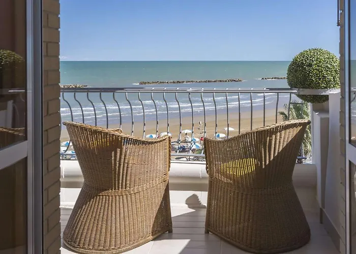 Bellevue, Sure Collection By Western Отель